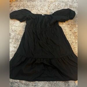 Love Tree Size Large Short Black Dress